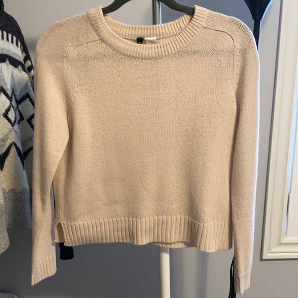 Top - Picture 1 of 1